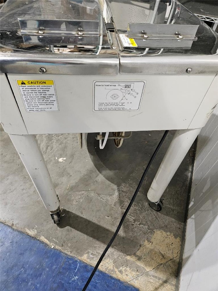 STRAPACK STR-1 SEMI-AUTOMATIC STRAPPING MACHINE BINDING STANDARD ON WHEELS