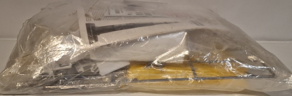 Space : Apollo Saturn V Rocket & Jupiter C model kits