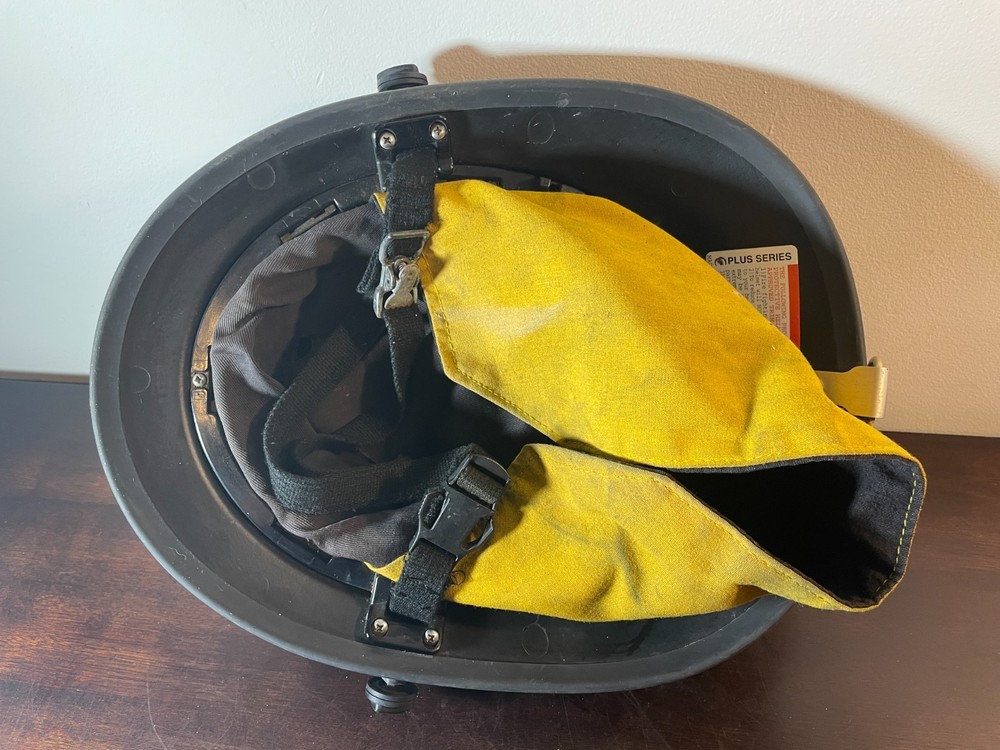 2001 Black Morning Pride Fire Firefighter Helmet Model HLF-PLUS