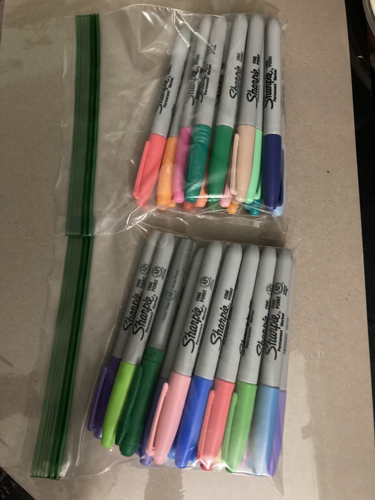 Pre-owned Sharpie Permanent Markers Fine Point 33 Count Assorted Color Pastel