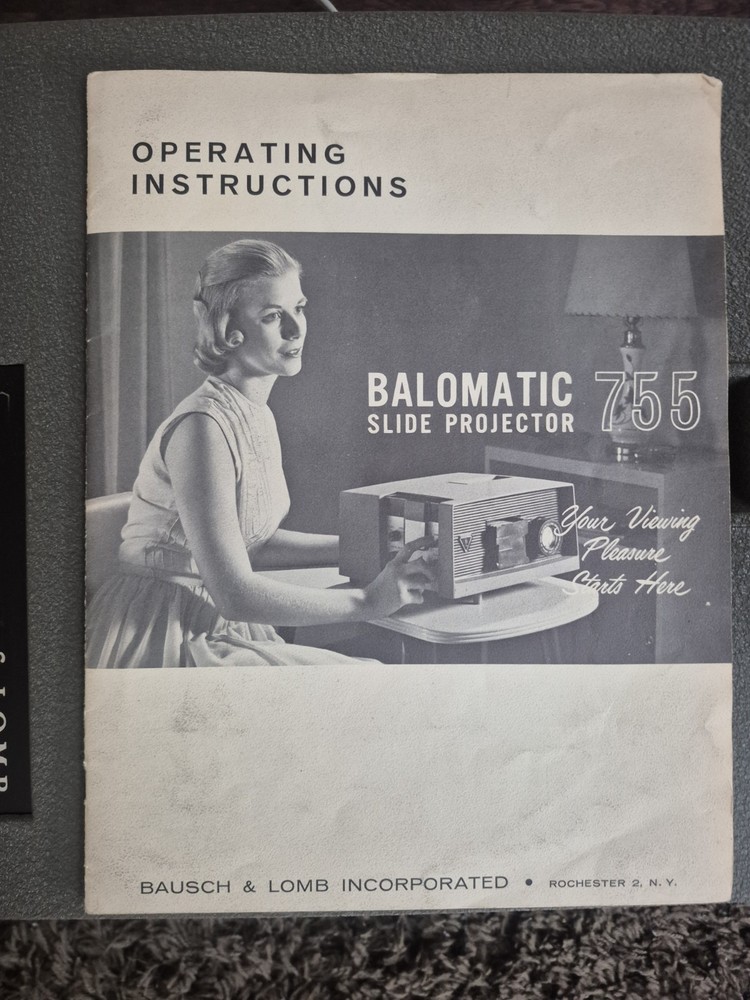 Bausch & Lomb Balomatic Medium Format Slide Projector 755 with Case Instructions