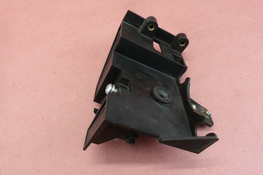 2014-2019 Harley Davidson Electra Glide Limited MOUNT BRACKET 69200231
