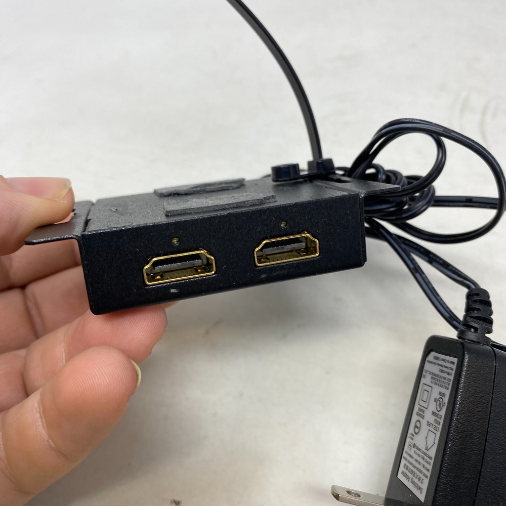 Vanco Evolution 4k HDMI 1x2 Splitter w EDID and Scaling Untested