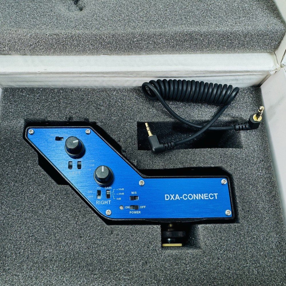 Beachtek DXA-CONNECT XLR Adapter / Bracket Combo