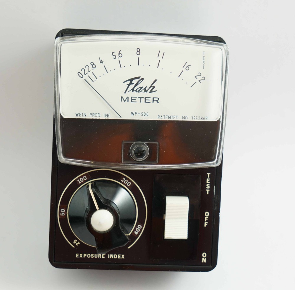 Wein WP-500 Flash Meter with Original Case and Instruction Manual