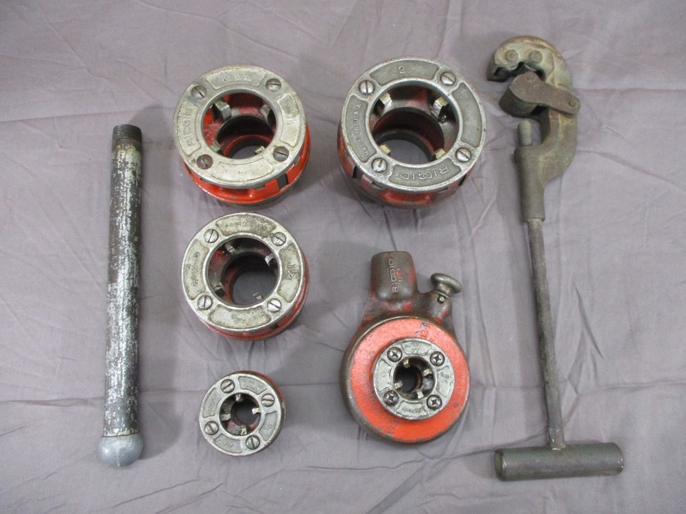 Ridgid 2" to 1/2" 12-R Pipe Threading Tool Threader 5 Die Set Handle & Cutter
