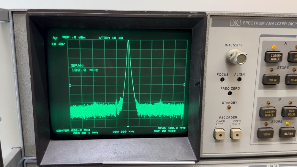 HP 8568B Spectrum Analyzer / 85662A Display Unit & Interconnect cables Read