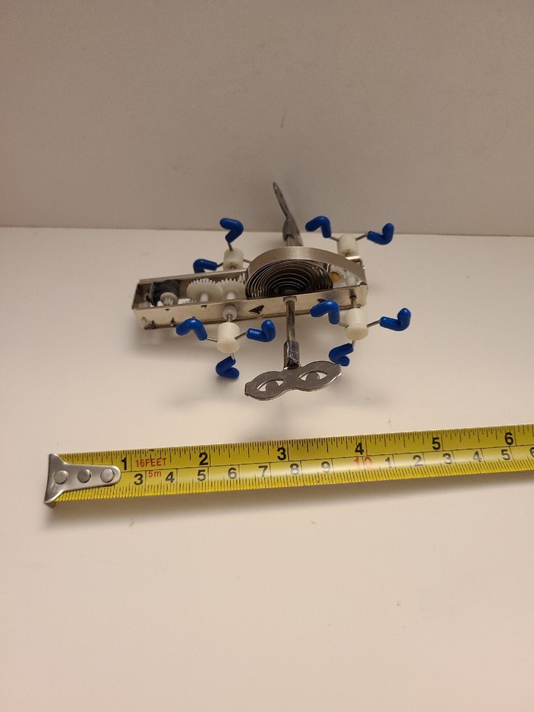 Robot Toy Walker Wind Up Works Gears