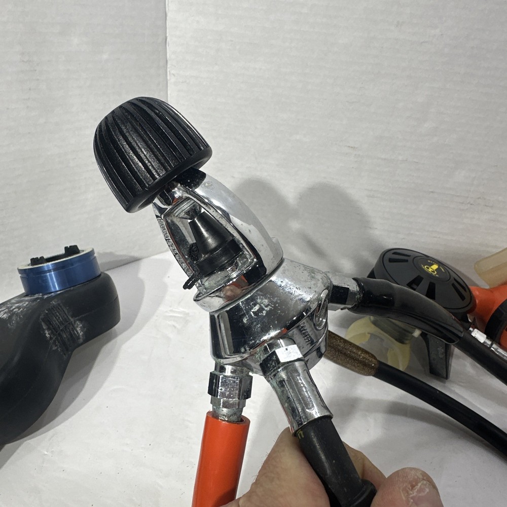 US Divers Conshelf Octopus Regulator - US Tech Gauges