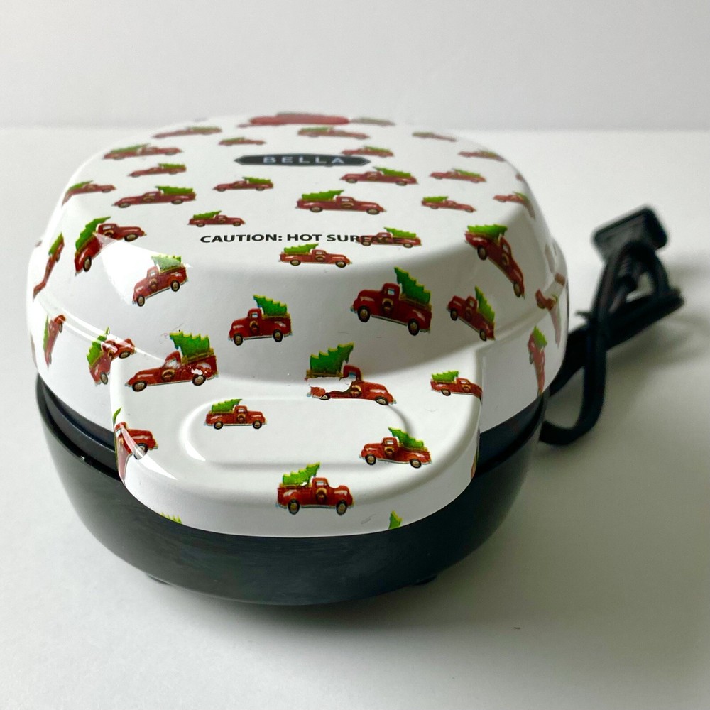 Bella Mini Waffle Maker Christmas Tree Design, Multicolor, Holiday Edition