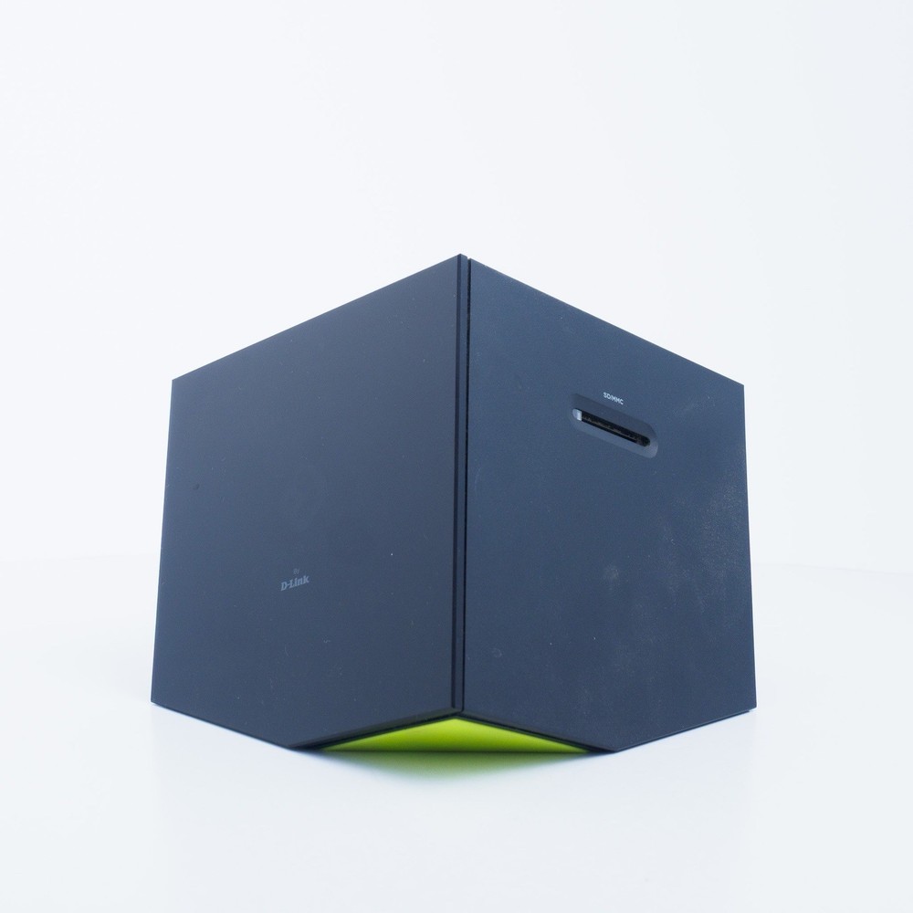 D-link Boxee Box DSM-380 Complete with Accessories & Original Box