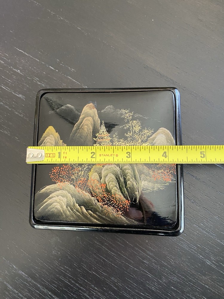 Lillian Vernon Chinese Cigarette Case