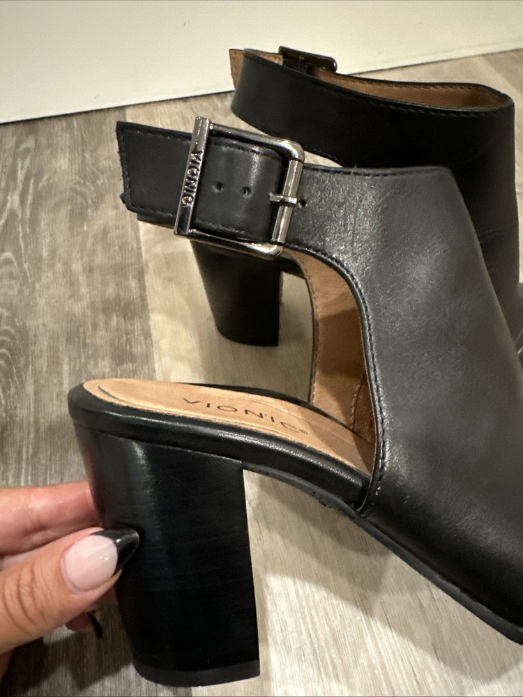 Vionic Lacey Black Leather Ankle Strap Booties Womens 7 EU 38 Arch Support