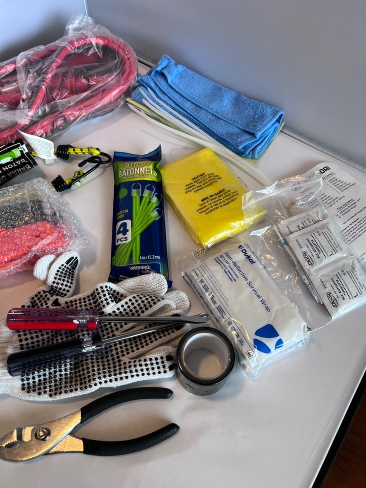 Hyundai Roadside Assistant kit