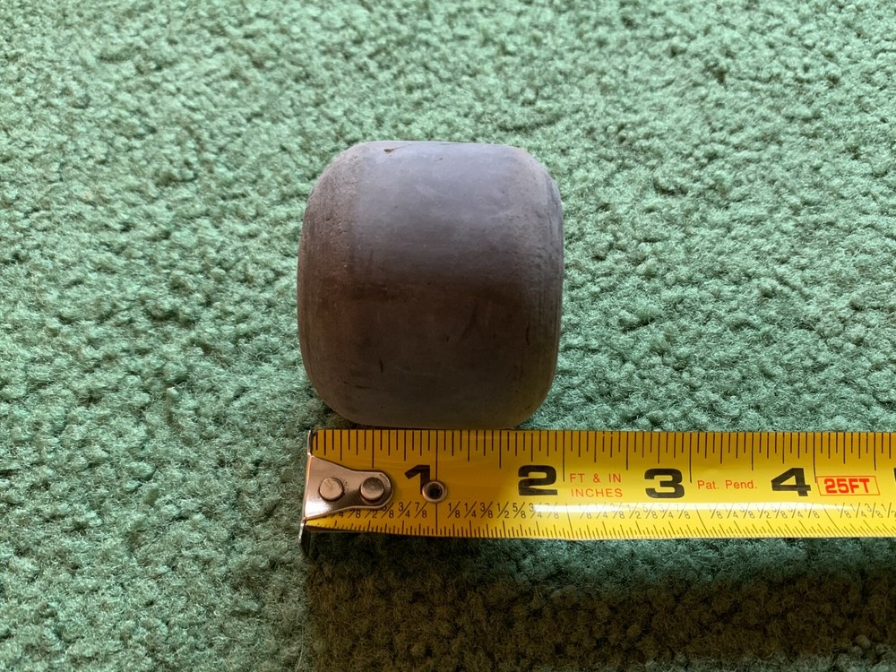 VINTAGE UNKNOWN BRAND SKATEBOARD WHEEL