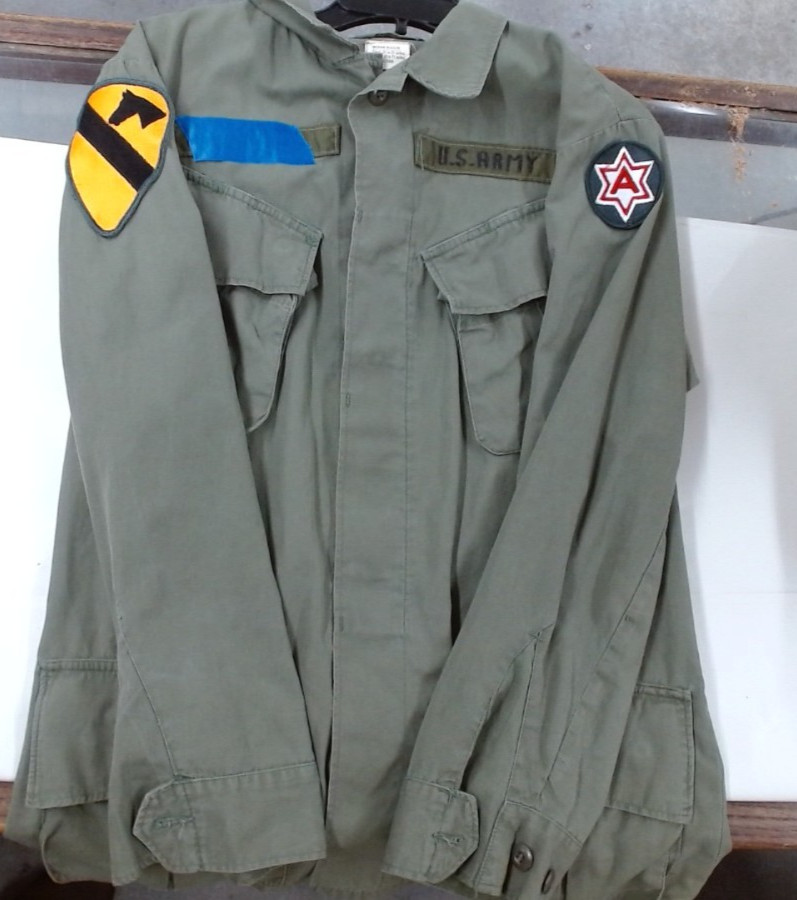 Vietnam war combat shirt jacket Size Medium-Regular