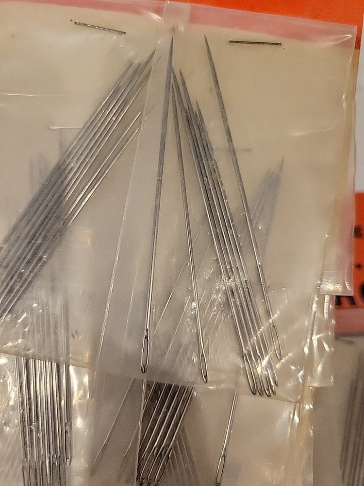 Vintage Hand Sewing Needles. 67 packs 8 Needles In Each Pack NEW (E)