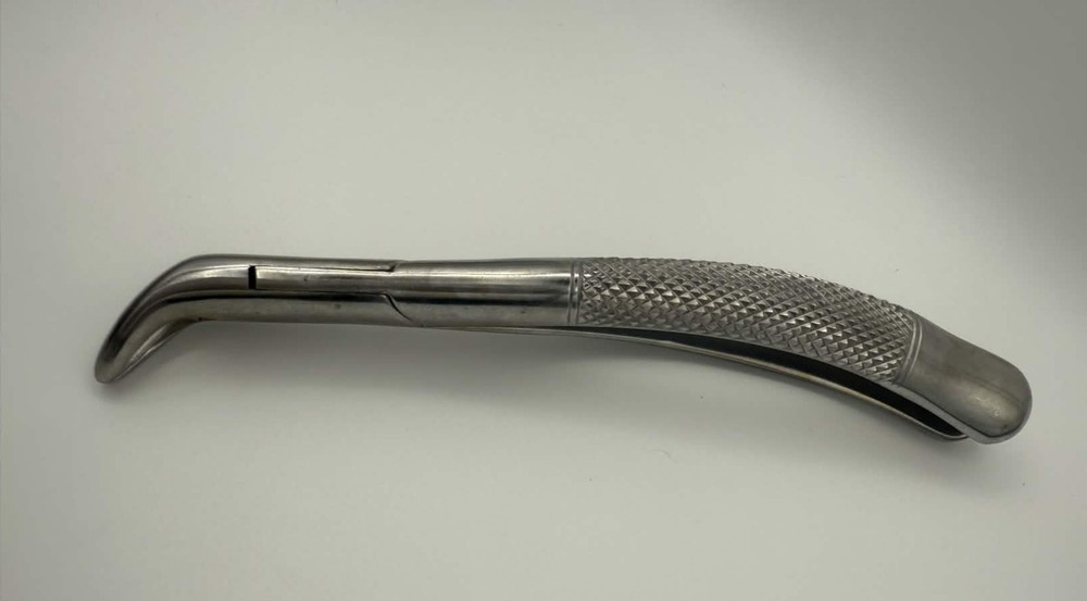 Hu-Friedy 151 Dental Extraction Forceps