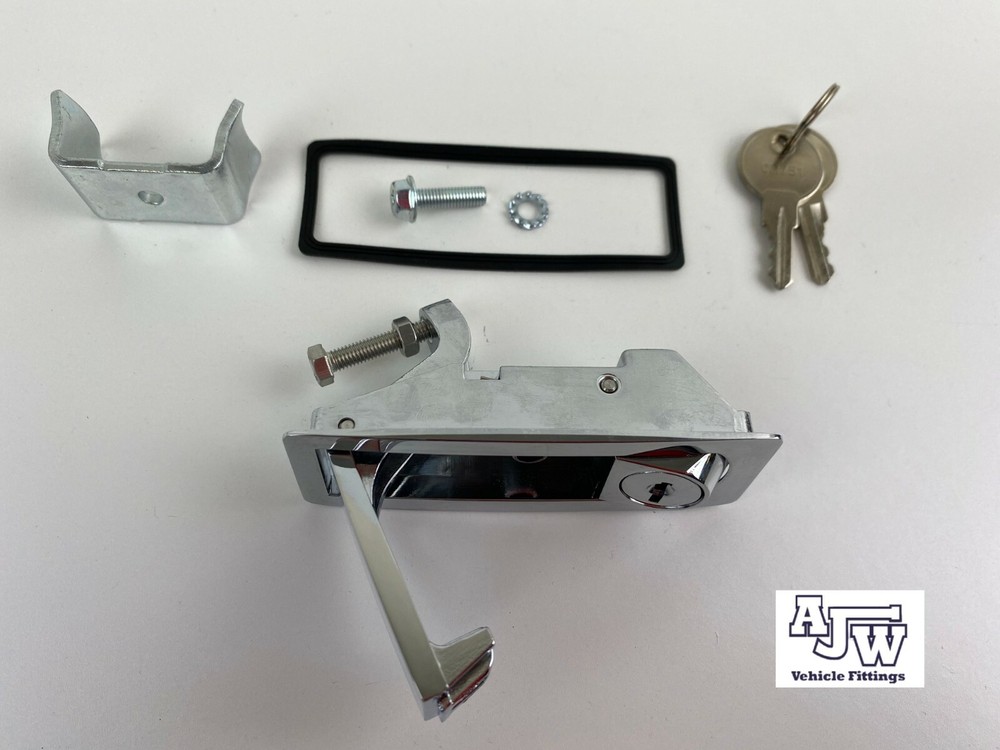 4 Locking CHROME Compression Latch Lever Lock Horsebox Locker Doors Tack Box