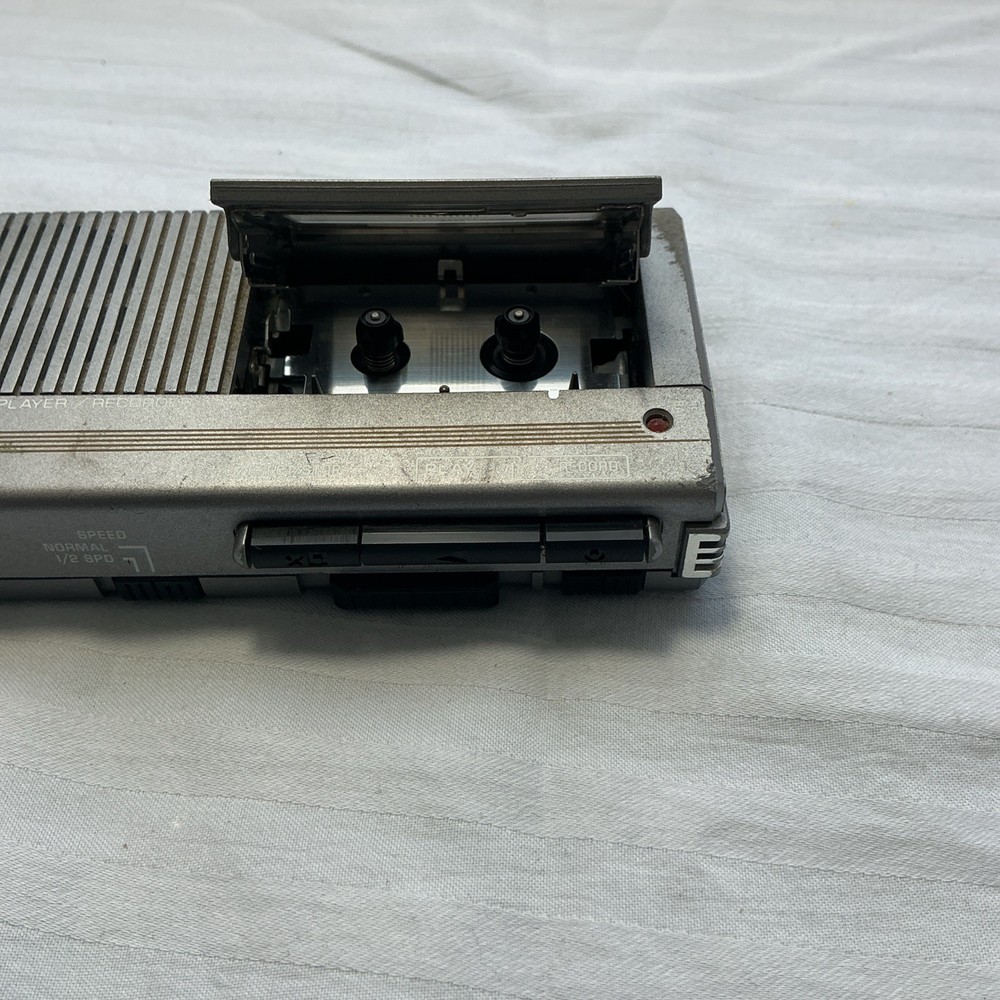 General Electric GE Microcassette Player/Recorder 3-5325A Untested