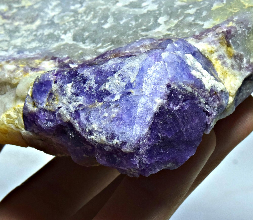 483g Fluorescent Phosphorescent Color Change Blue Hackmanite Crystals Specimen