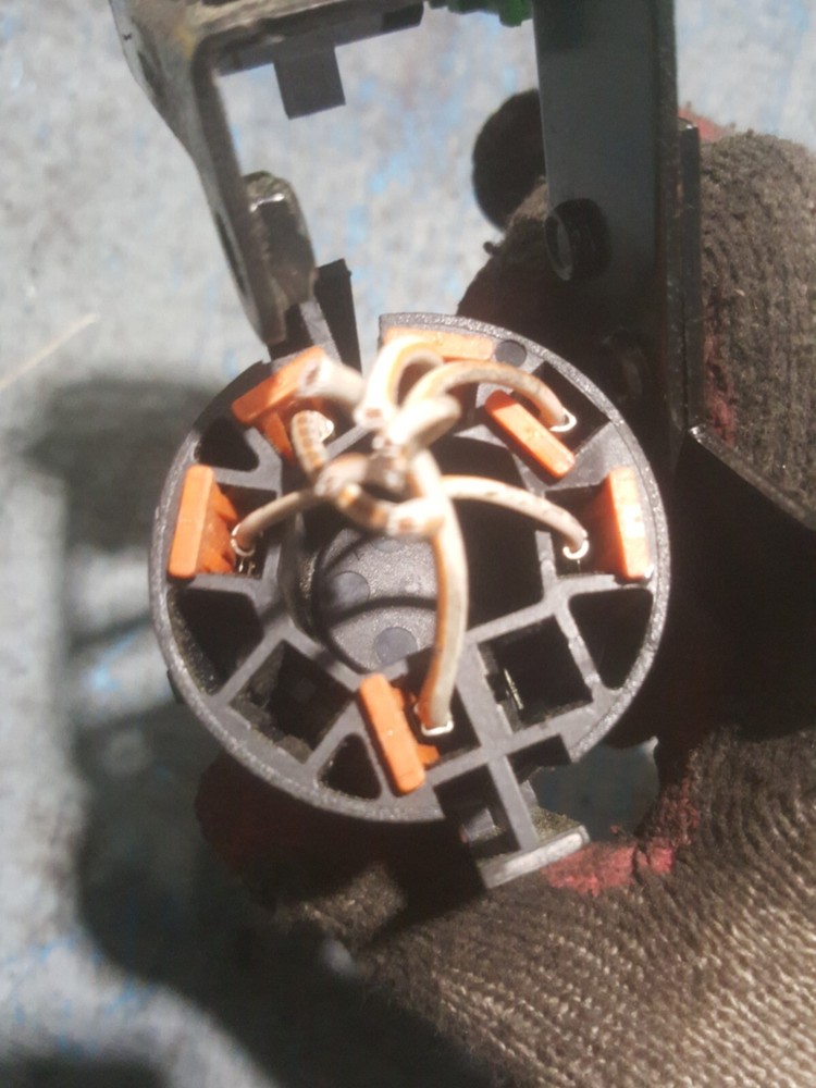 VOLVO IGNITION SWITCH 21203310