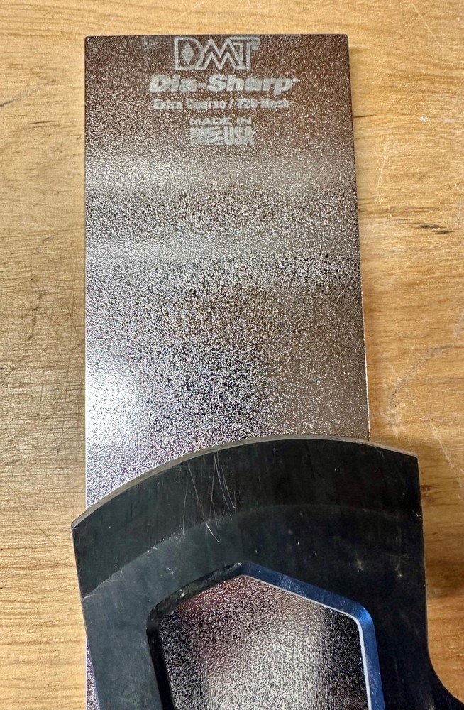 DMT D8X Diamond Dia-Sharp Bench Stone Knife Sharpener - Extra Coarse (220)