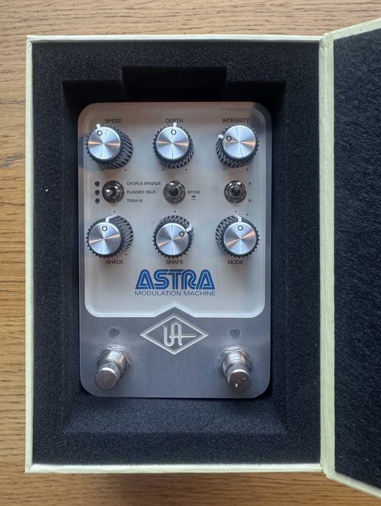 Universal Audio Astra Modulation Machine