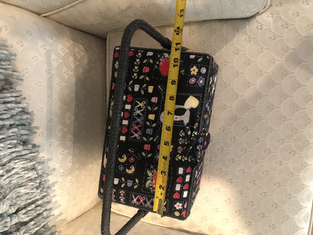 Vtg Sewing Basket