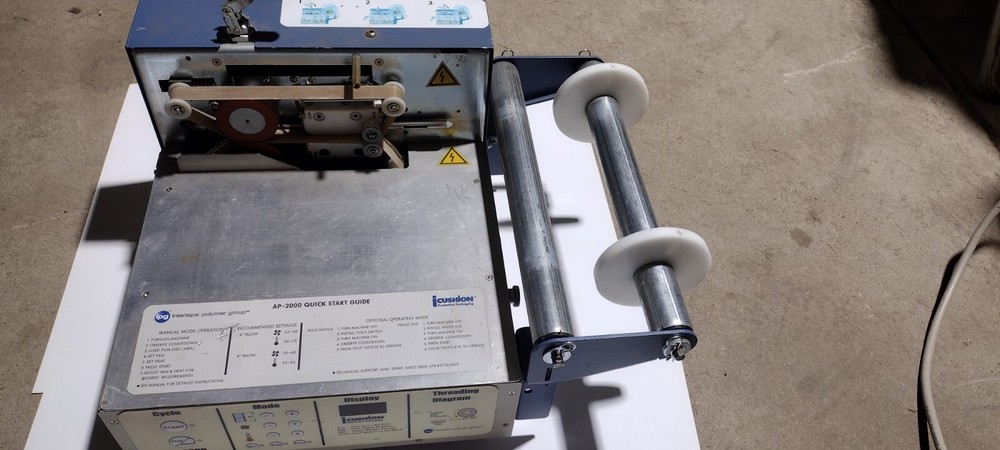 IPG INFLATABLE AIR PILLOW SYSTEM AP2000 TABLE TOP USED