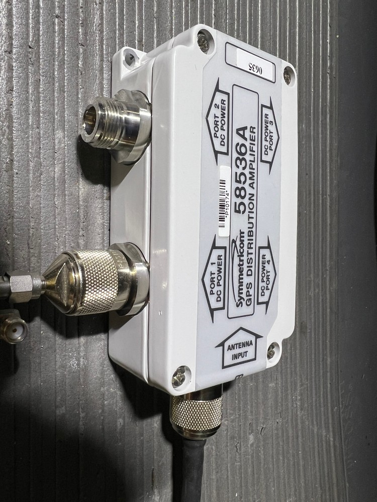 Symmetricom 58536A GPS GNSS 4-Way Active Distribution Amplifier