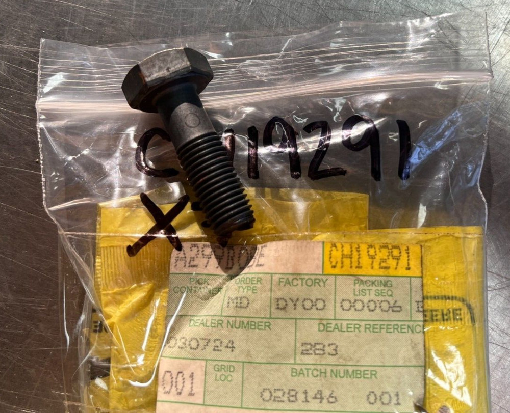 CH19291 OEM John Deere Bolt