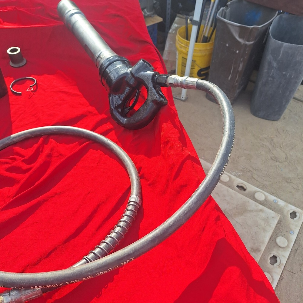 American pneumatic tool #133 Rivet busters