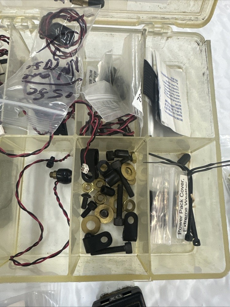 Item 3604 - Archery Target Sight Light Components - Unknown Brand