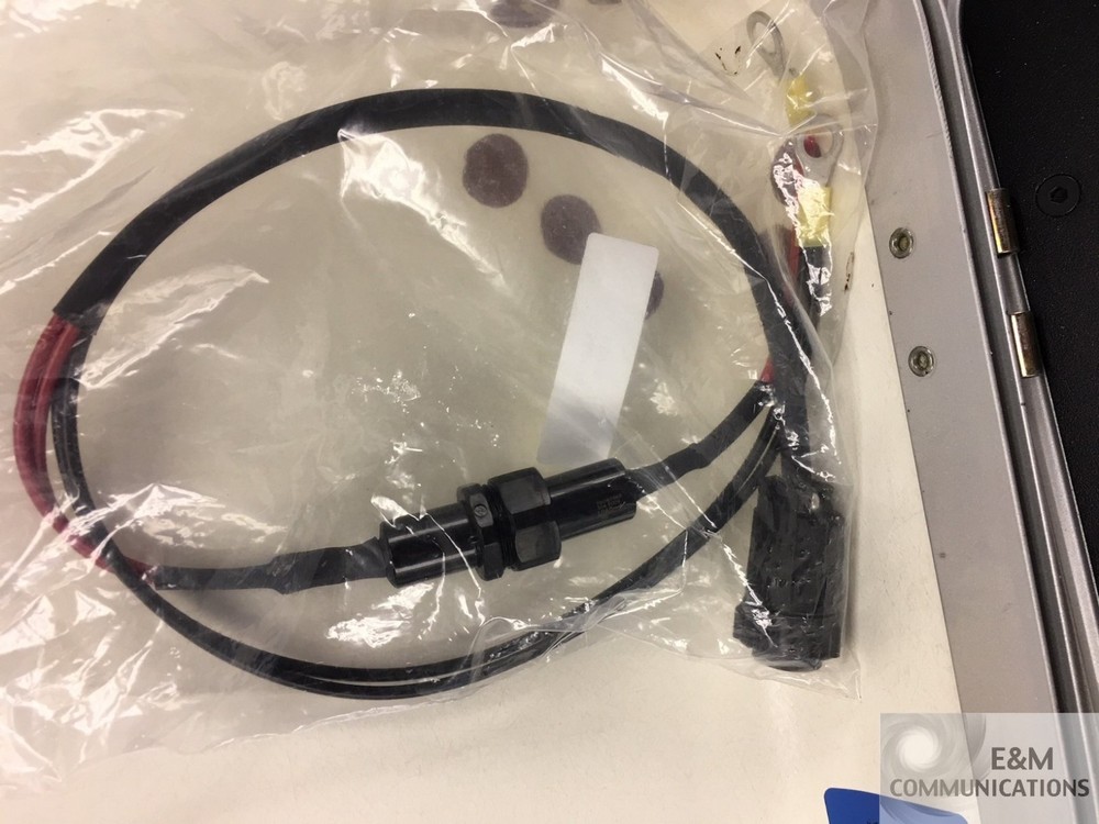 GMT-20 GRAYSON WIRELESS PCS TRANSMITTER WITH AC & DC POWER CORD HARD CASE DOC