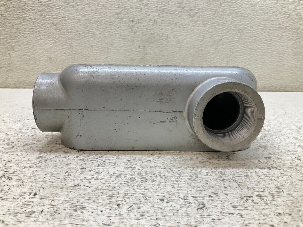 Appleton E30640 1-1/4" Conduit Body LR (TSC)
