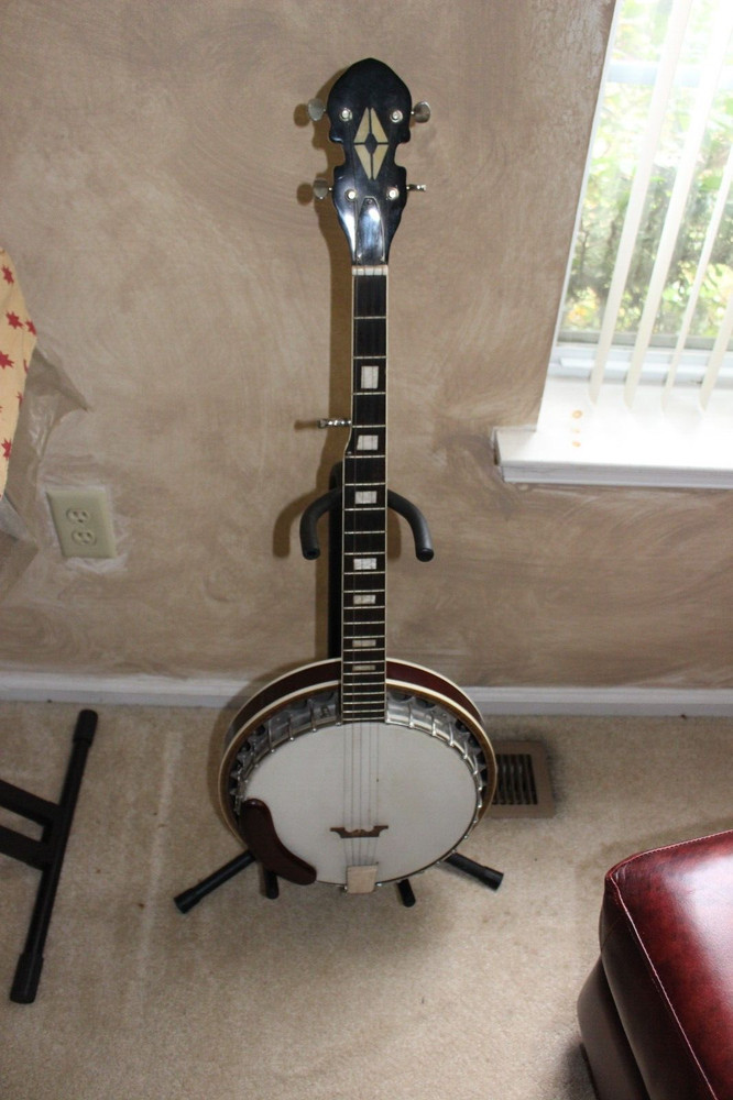 1970 Vintage Closed Back Eagle Resonate 5 Strings Banjo