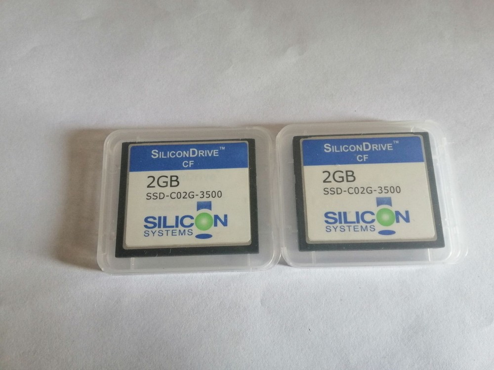 2PCS SiliconDrive 2GB CF SSD-C02G-3500 SILICON