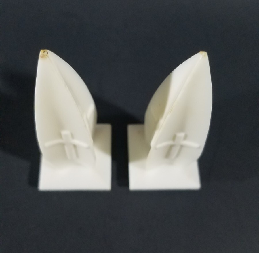 Visual Chess White Bishop x2 Replacement Pieces TAG Harvey Kidder (1965)