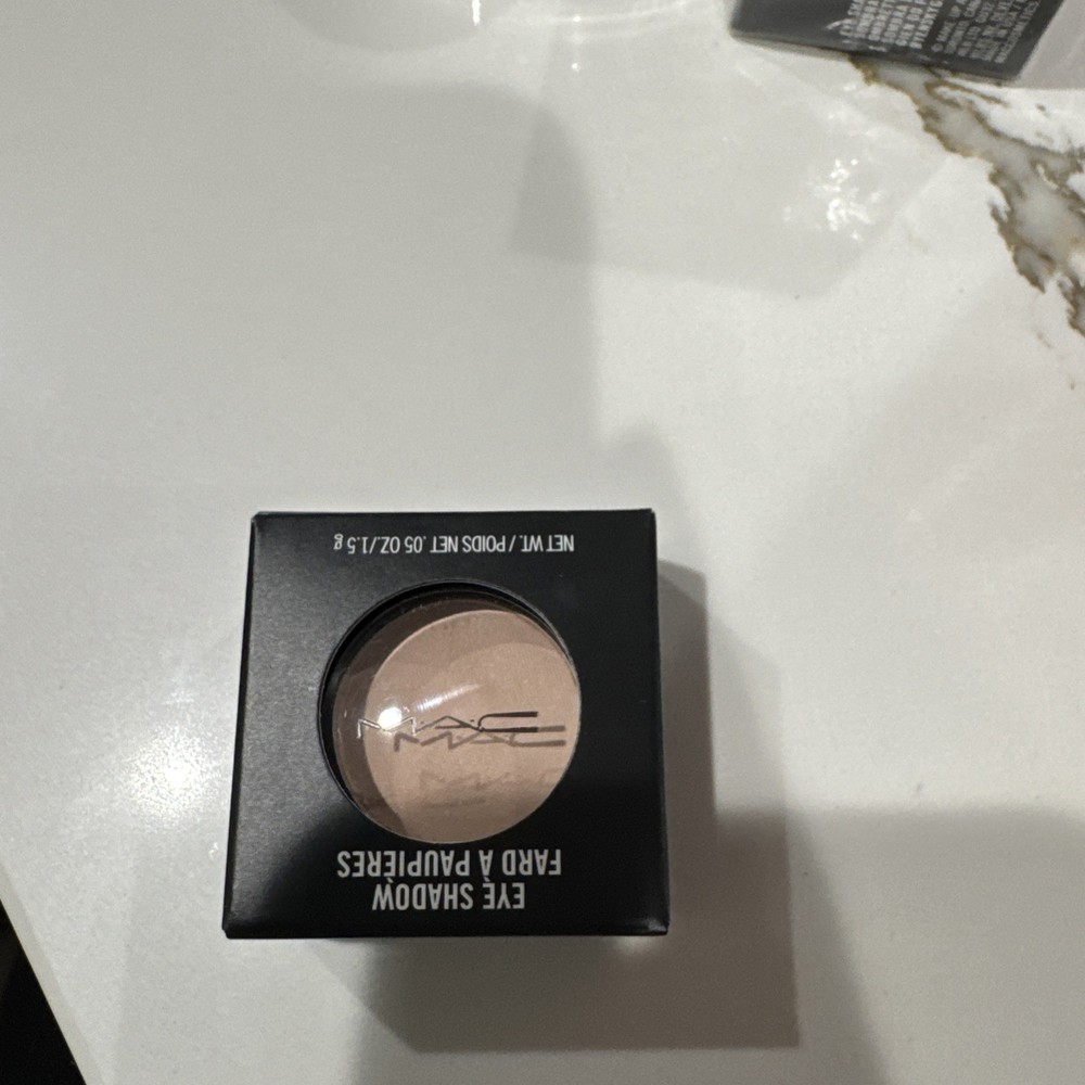 MAC Eye Shadow Orb Satin .05 oz New withOriginal Box