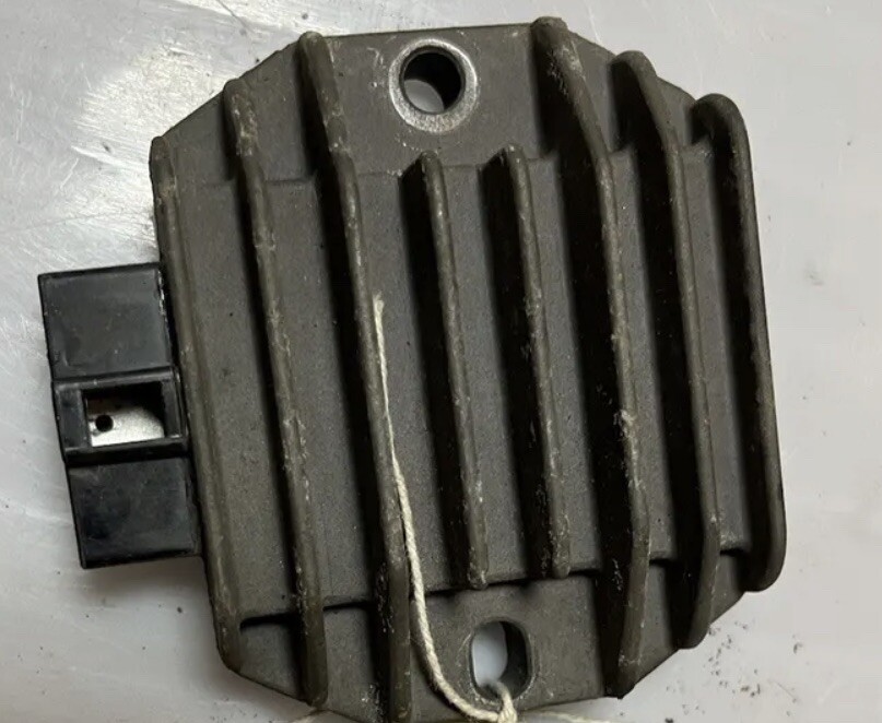 Yamaha YZF R 125 2008 - 2014 Voltage Regulator Rectifier