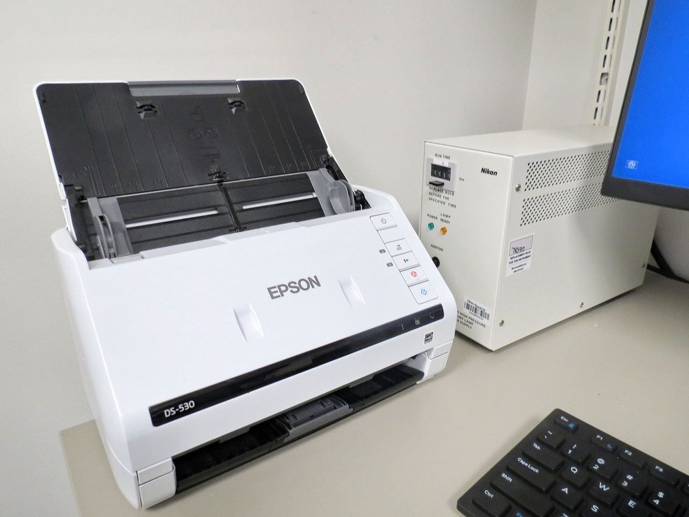 Nikon Eclipse 50i Microscope, w/ Dell/Leica Precision Tower 8510