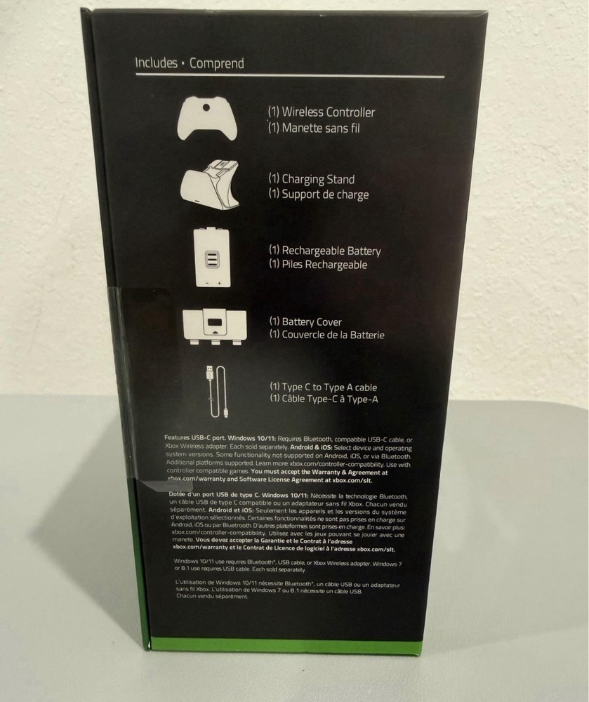 Razer Wireless Controller & Quick Charging Stand for XBOX **BRAND NEW SEALED**