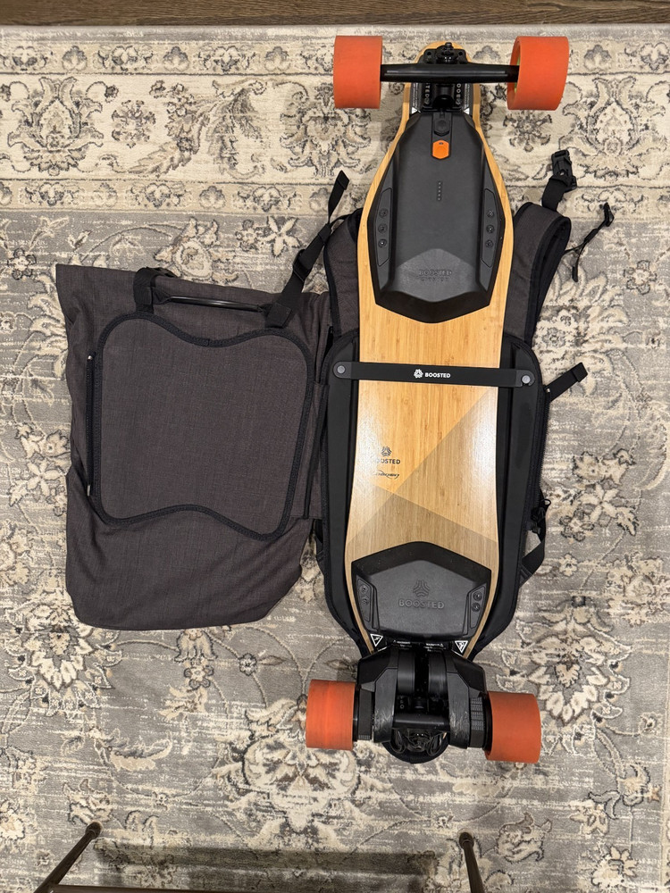 NWOT Authentic Boosted Board Backpack Daypack - Skateboard Carry Bag