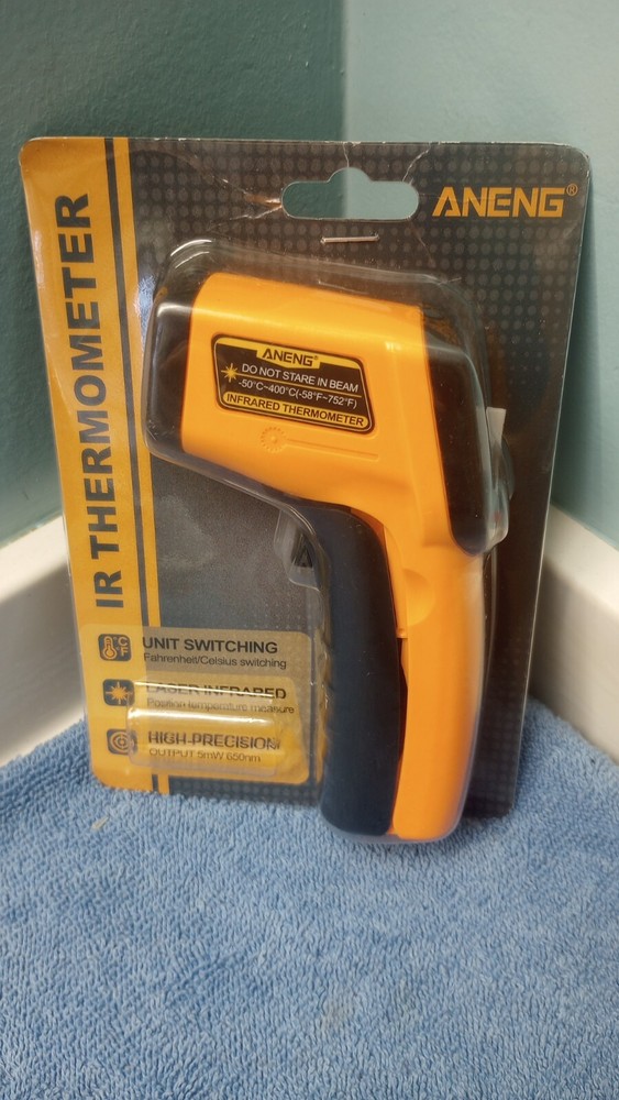 IR Thermometer Aneng requires 2 AAA Batteries