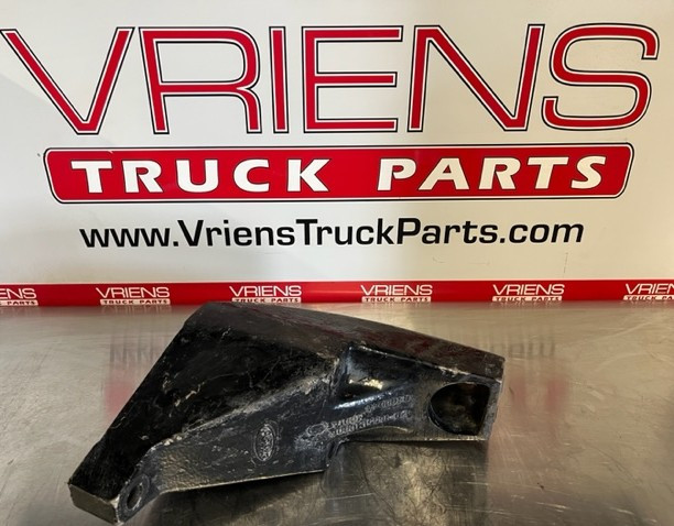 PETERBILT PETERBILT SUPPORT - CAB FRONT LH OR RH 20-16551M001
