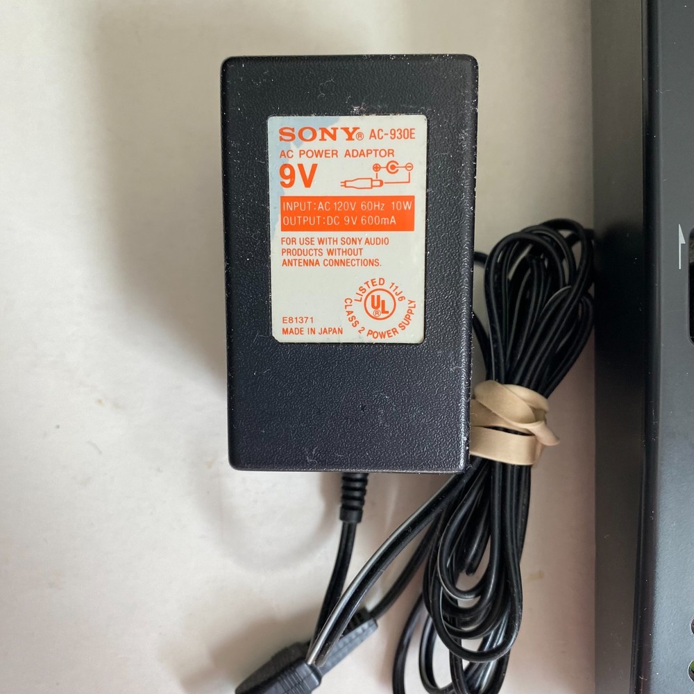 Sony Microcassette Transcriber M-2000 w/AC Power Adaptor Needs Work