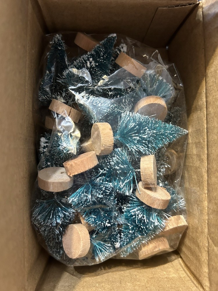 24 - 4-5cm Artificial Trees Brand New !!