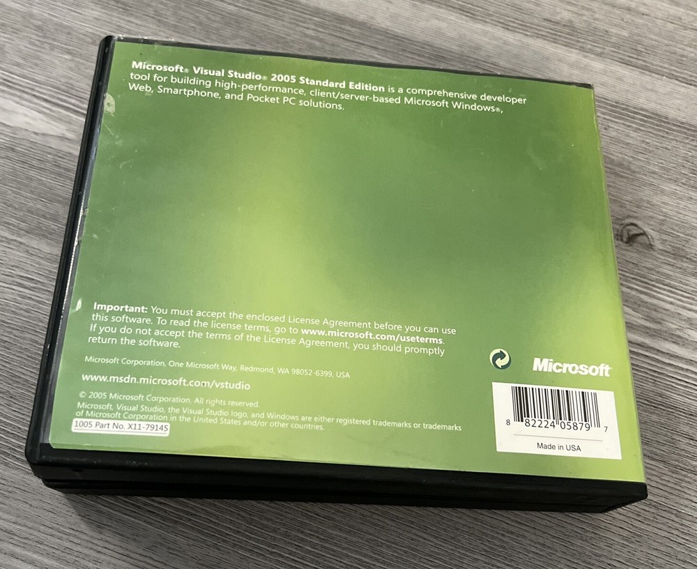 Microsoft Visual Studio 2005 Standard Edition & Licensing Set w/ Key Used