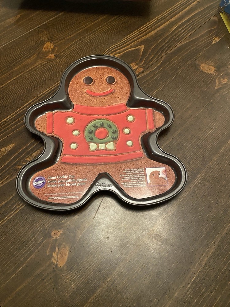 Wilton Giant Cookie Pan Gingerbread Man